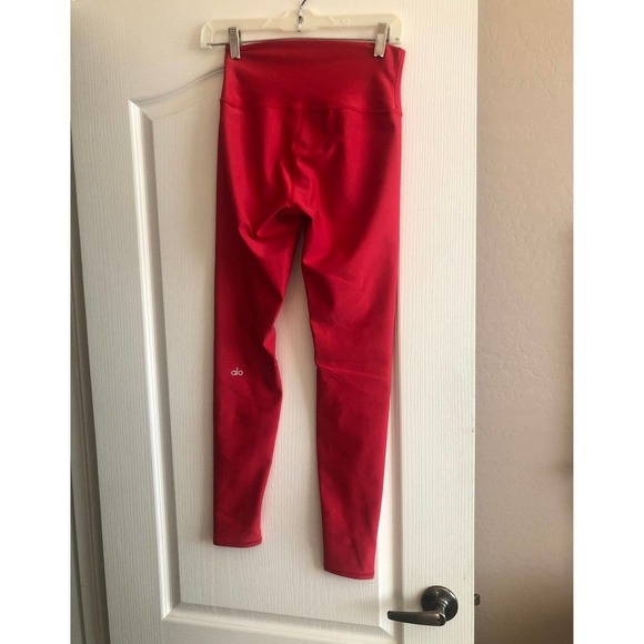 ALO Air Lift Red Leggings - Picture 3 of 10
